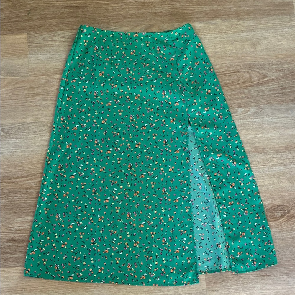 Lulu's Green Floral A-Line Skirt